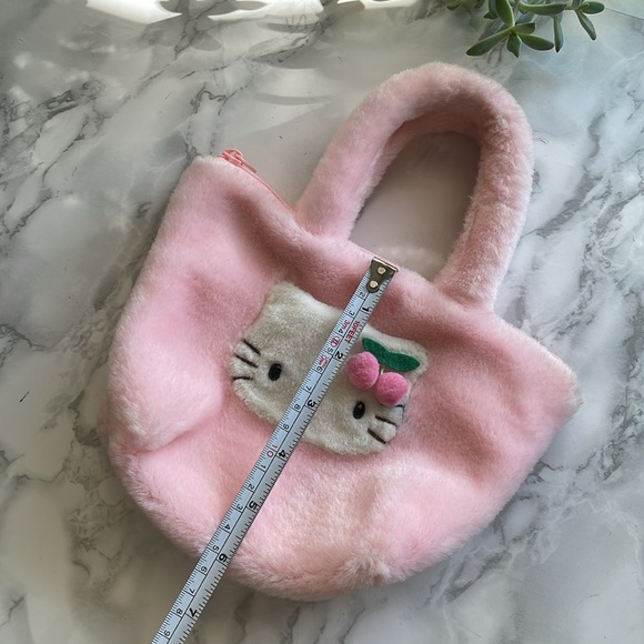 Vintage Sanrio Hello Kitty Cherries pink mini bag - Picture 4 of 11